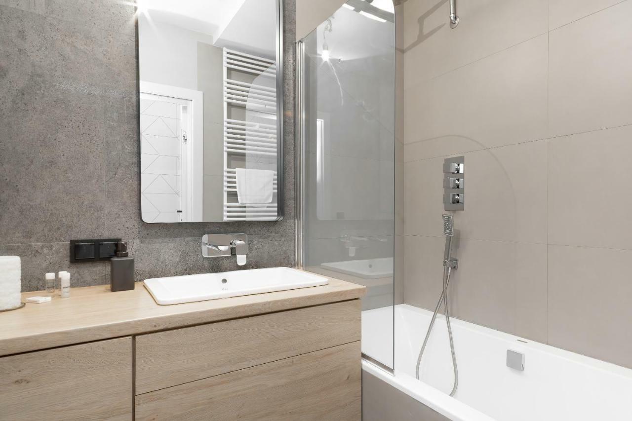 Fort Wola Apartments Warsaw By Noclegi Renters Quarto foto